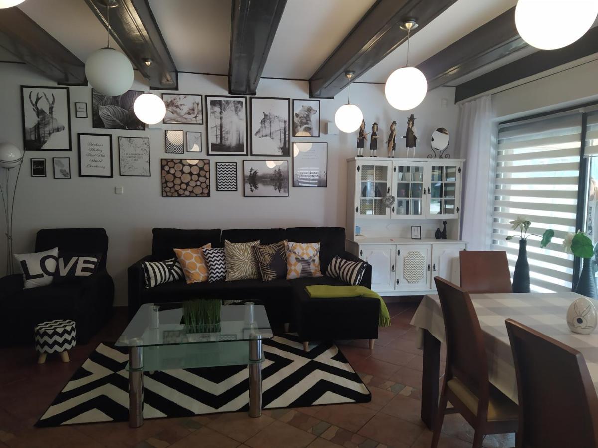 Apartament Dom nad stawem przy lesie Burkat Zewnętrze zdjęcie