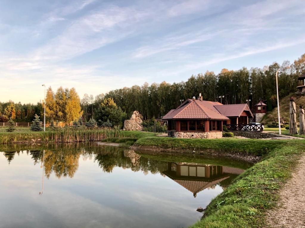 Apartament Dom nad stawem przy lesie Burkat Zewnętrze zdjęcie